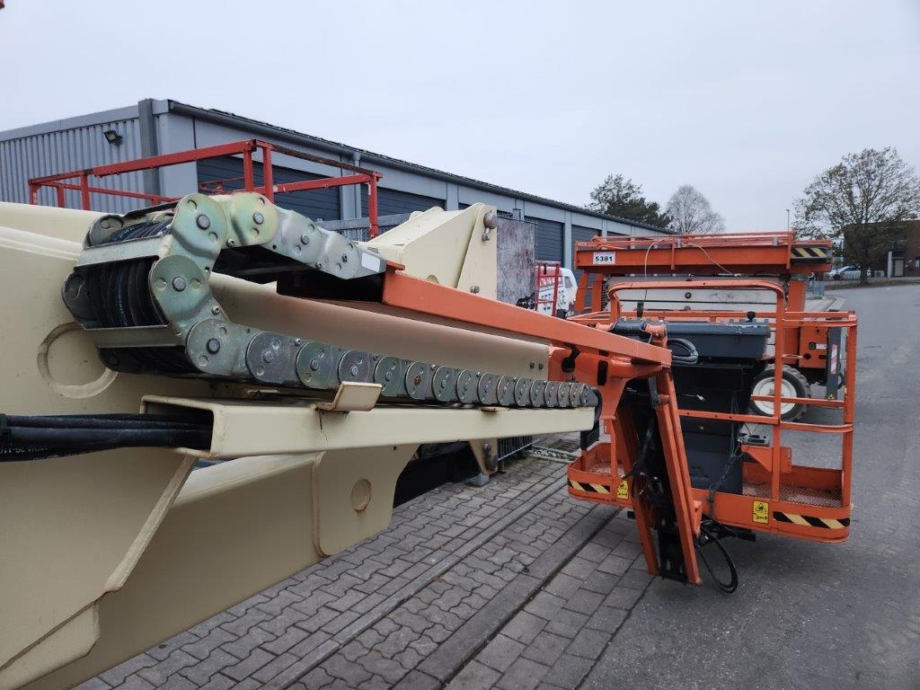 Sold - Articulated Boom Lift - View 2